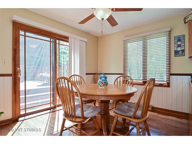 611 W North Ave, Bartlett, IL 60103 photo 5