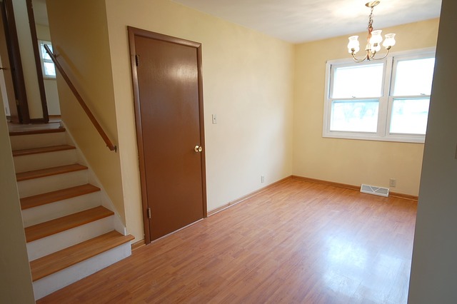 9519 S Carls Dr, Plainfield, IL 60585 photo 3