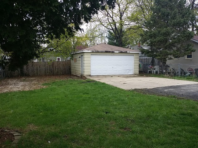 1042 Morton Ave, Elgin, IL 60120 photo 4