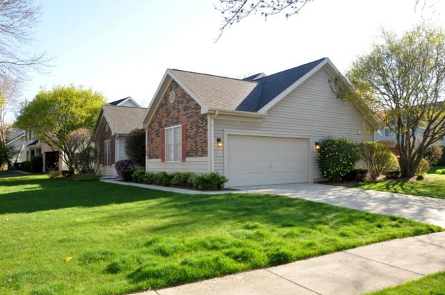1188 Willoby Ln, Elgin, IL 60120 photo 19