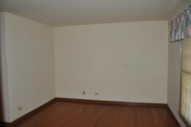 1188 Willoby Ln, Elgin, IL 60120 photo 11
