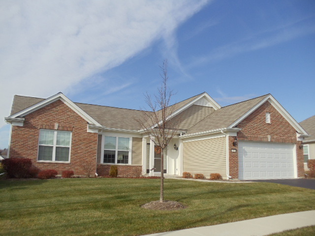 809 Rambling Brook Cir, Elgin, IL 60124 photo 1