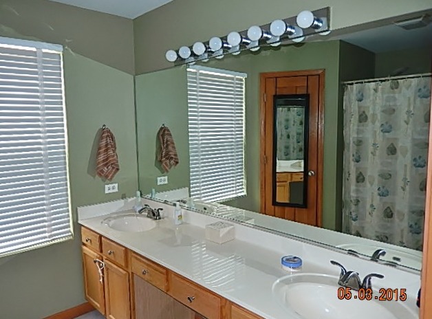 2346 Nantucket Ln, Elgin, IL 60123 photo 8