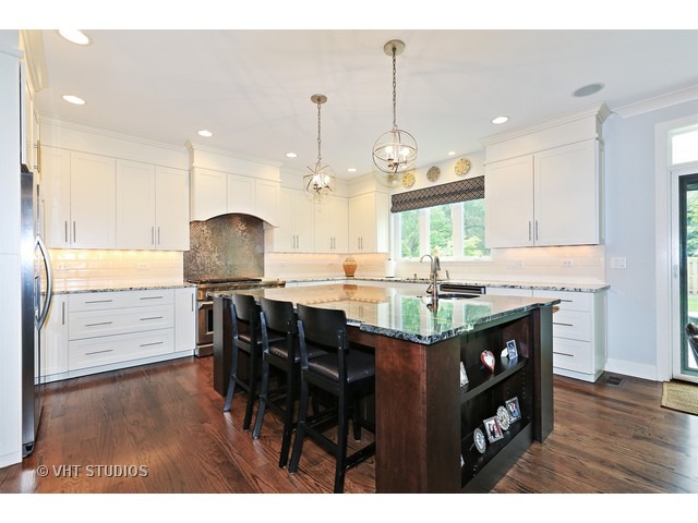 286 E Crescent Ave, Elmhurst, IL 60126 photo 4