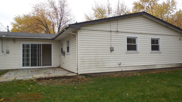 1000 Valley Stream Dr, Wheeling, IL 60090 photo 15