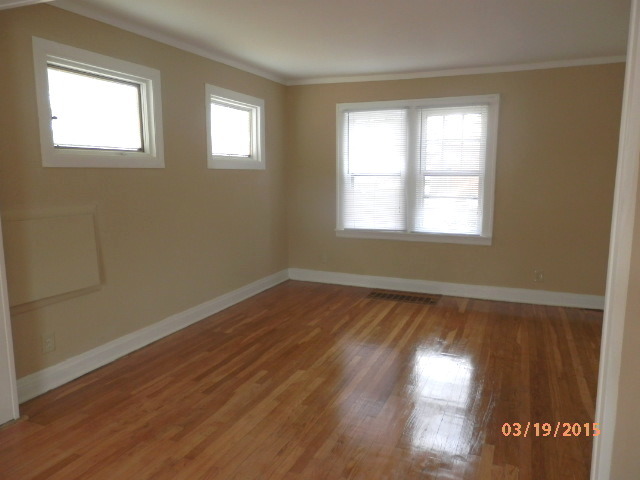 2418 Erika Dr, Broadview, IL 60155 photo 4