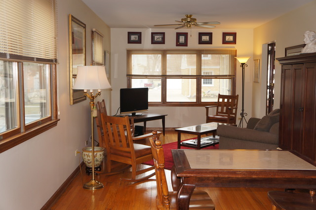 543 S 5th Ave, Des Plaines, IL 60016 photo 2