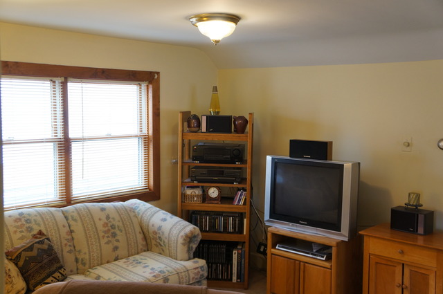 543 S 5th Ave, Des Plaines, IL 60016 photo 8