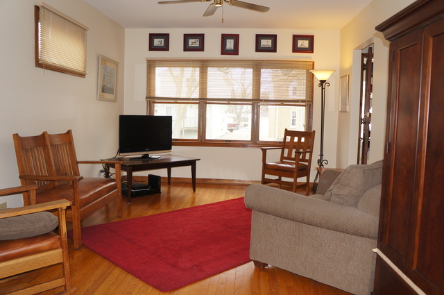543 S 5th Ave, Des Plaines, IL 60016 photo 4