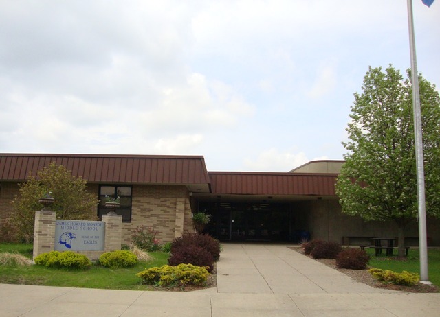 202 N Morgan Ave, Wheaton, IL 60187 photo 15