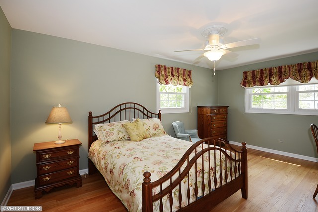 1625 Leabrook Ln, Wheaton, IL 60189 photo 12