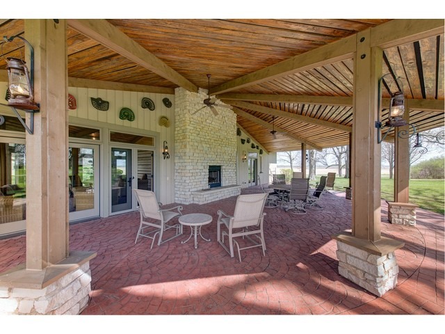 23218 Streit Rd, Harvard, IL 60033 photo 5