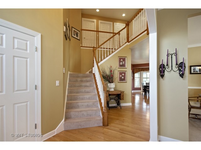 15210 S Eyre Cir, Plainfield, IL 60544 photo 11