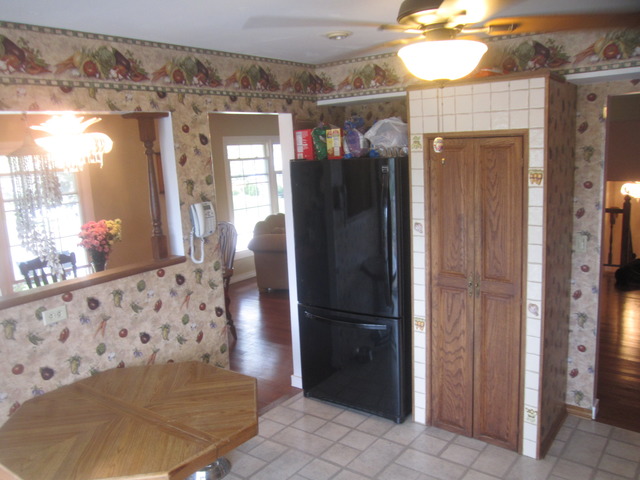 4180 N Firestone Dr, Hoffman Estates, IL 60192 photo 8