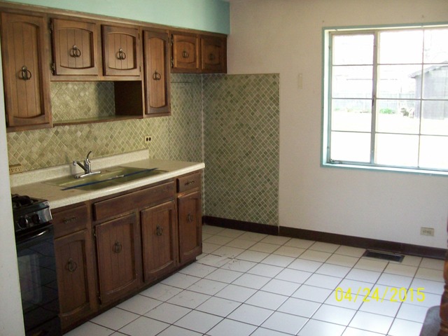16 W311 94th Pl, Burr Ridge, IL 60521 photo 7