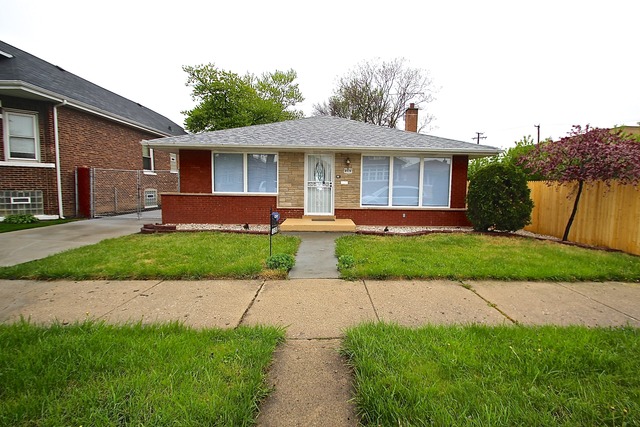 8926 S Marshfield Ave, Chicago, IL 60620 photo 2