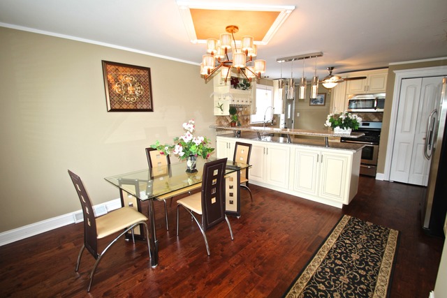 8926 S Marshfield Ave, Chicago, IL 60620 photo 5