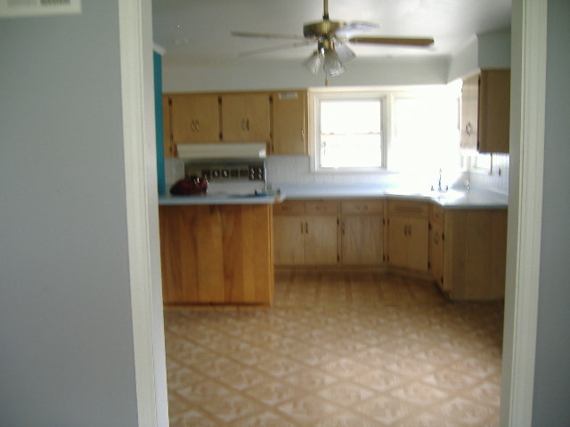 5832 Huron St, Berkeley, IL 60163 photo 2