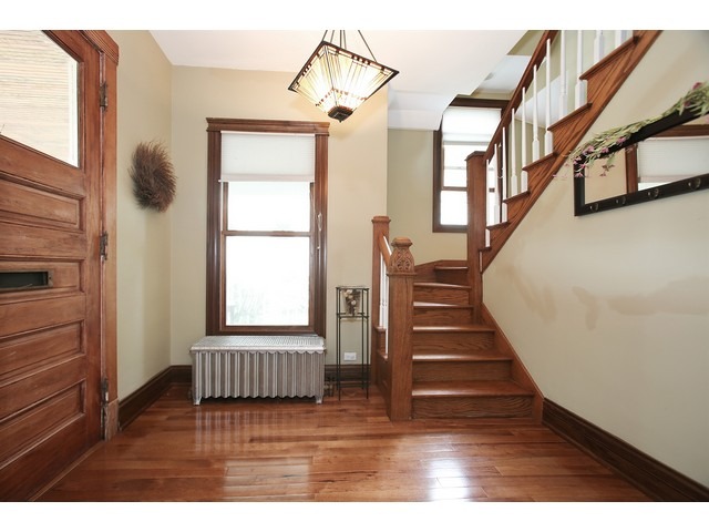 272 Shenstone Rd, Riverside, IL 60546 photo 2