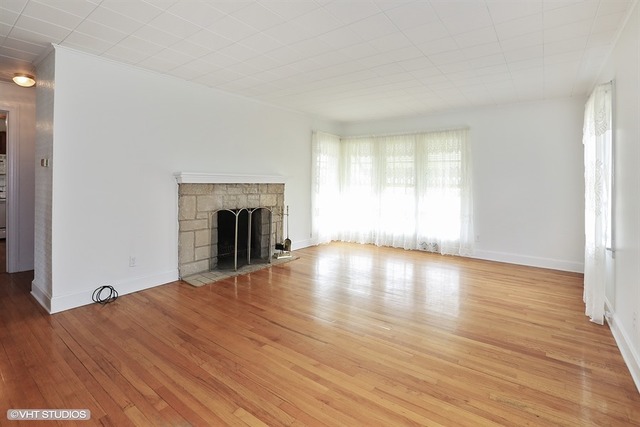 1141 S Wolf Rd, Des Plaines, IL 60016 photo 2