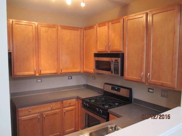 2525 Capitol Ave, Aurora, IL 60503 photo 3
