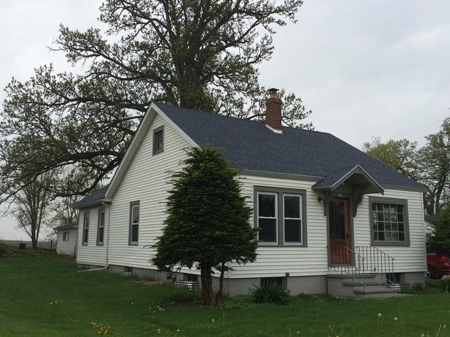 431 E Main St, Wyanet, IL 61379 photo 1