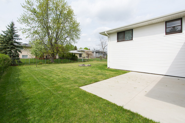 672 Juniper Ln, Bartlett, IL 60103 photo 21