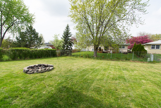 672 Juniper Ln, Bartlett, IL 60103 photo 23