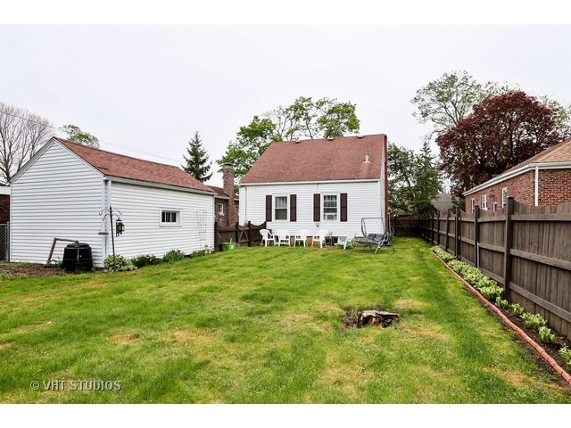 106 Mallery Ave, Elgin, IL 60123 photo 9