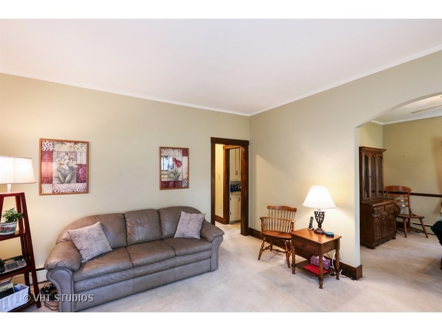 106 Mallery Ave, Elgin, IL 60123 photo 1