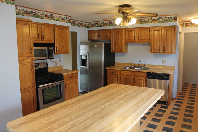 3 Old Post Rd, Montgomery, IL 60538 photo 12