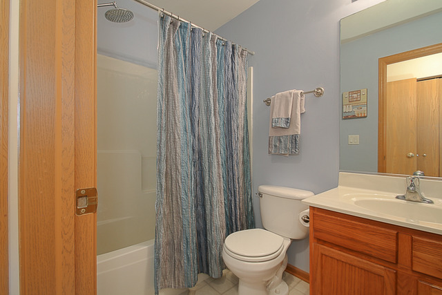 1129 Clover Dr, Minooka, IL 60447 photo 10