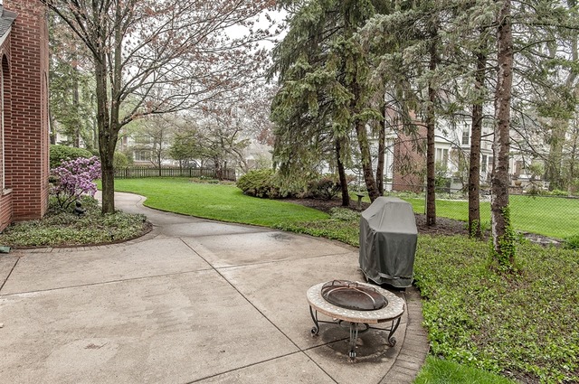 701 Wagner Rd, Glenview, IL 60025 photo 18