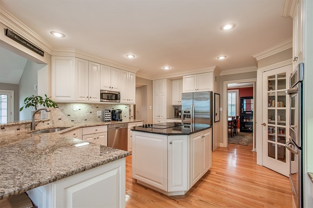 701 Wagner Rd, Glenview, IL 60025 photo 4