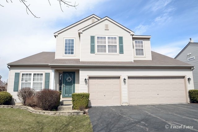 2038 Providence Dr, Bartlett, IL 60103 photo 1