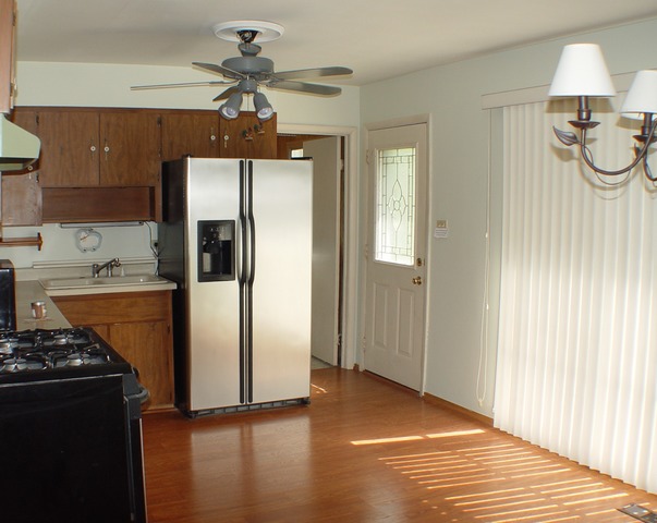 285 Westview St, Hoffman Estates, IL 60169 photo 8