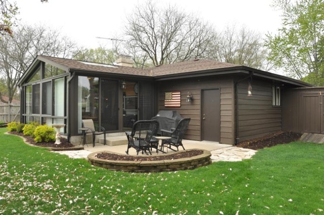 1021 Mohawk Dr, Elgin, IL 60120 photo 10