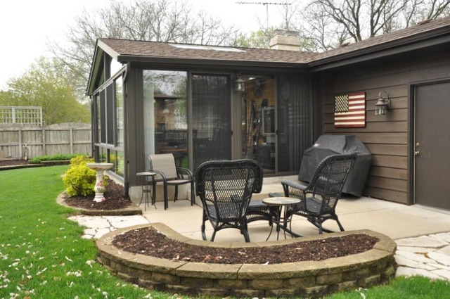 1021 Mohawk Dr, Elgin, IL 60120 photo 17
