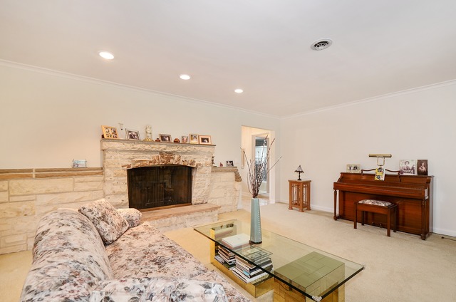740 Windsor Rd, Glenview, IL 60025 photo 4