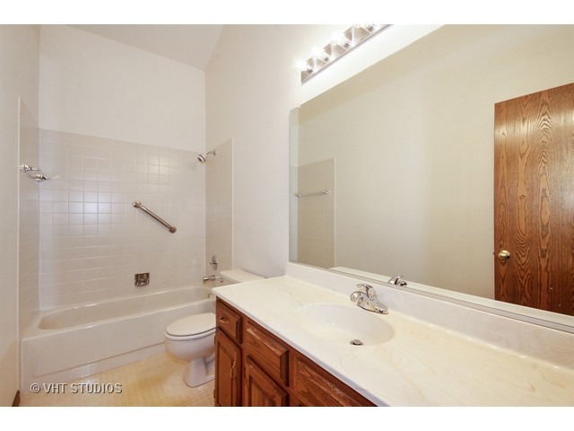 21014 W Hazelnut Ln, Plainfield, IL 60544 photo 8