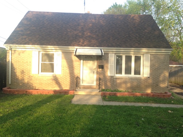 1427 N Hillside Ave, Berkeley, IL 60163 photo 1