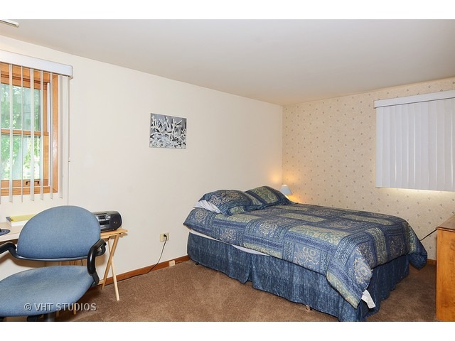 3763 152nd St, Midlothian, IL 60445 photo 8