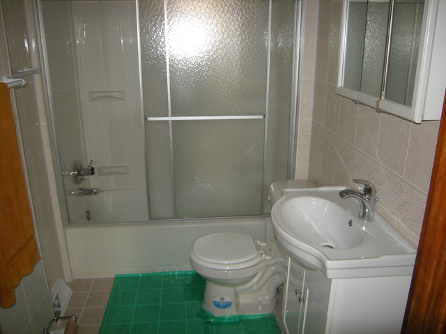2710 E 75th St, Chicago, IL 60649 photo 9
