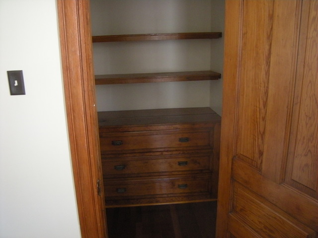 2710 E 75th St, Chicago, IL 60649 photo 7