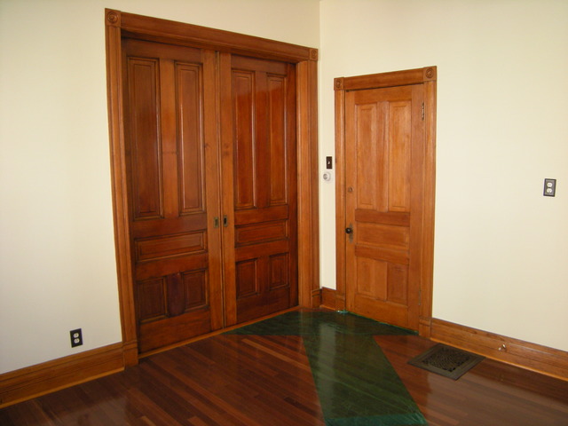 2710 E 75th St, Chicago, IL 60649 photo 6