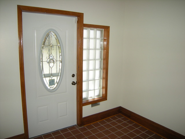 2710 E 75th St, Chicago, IL 60649 photo 3