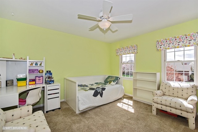 2404 Fox Boro Ln, Naperville, IL 60564 photo 14