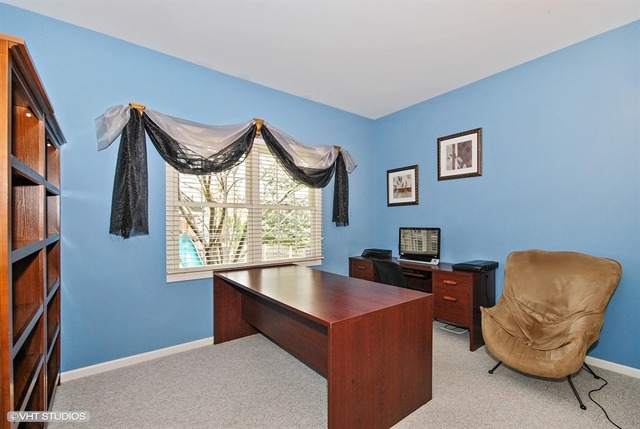 2404 Fox Boro Ln, Naperville, IL 60564 photo 10