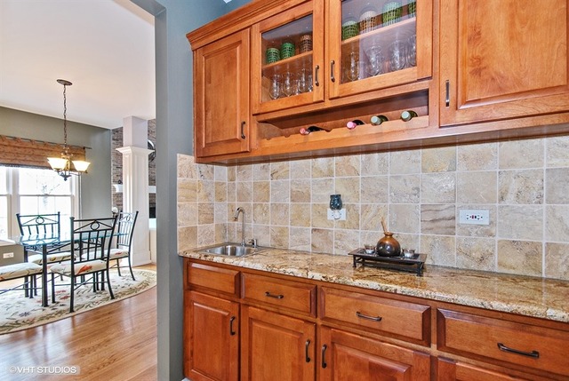 2404 Fox Boro Ln, Naperville, IL 60564 photo 6