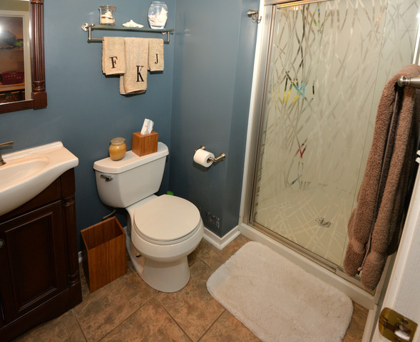 138 S Crest Ave, Bartlett, IL 60103 photo 17